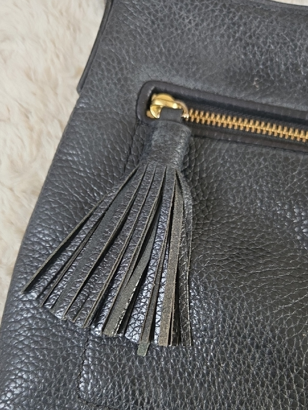Kate Spade Black Pebbled Leather Tassel Crossbody with Gold Zip - Picture 3 of 8